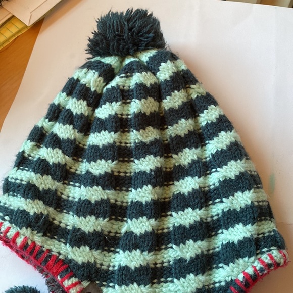 North Face Hat - Picture 4 of 7